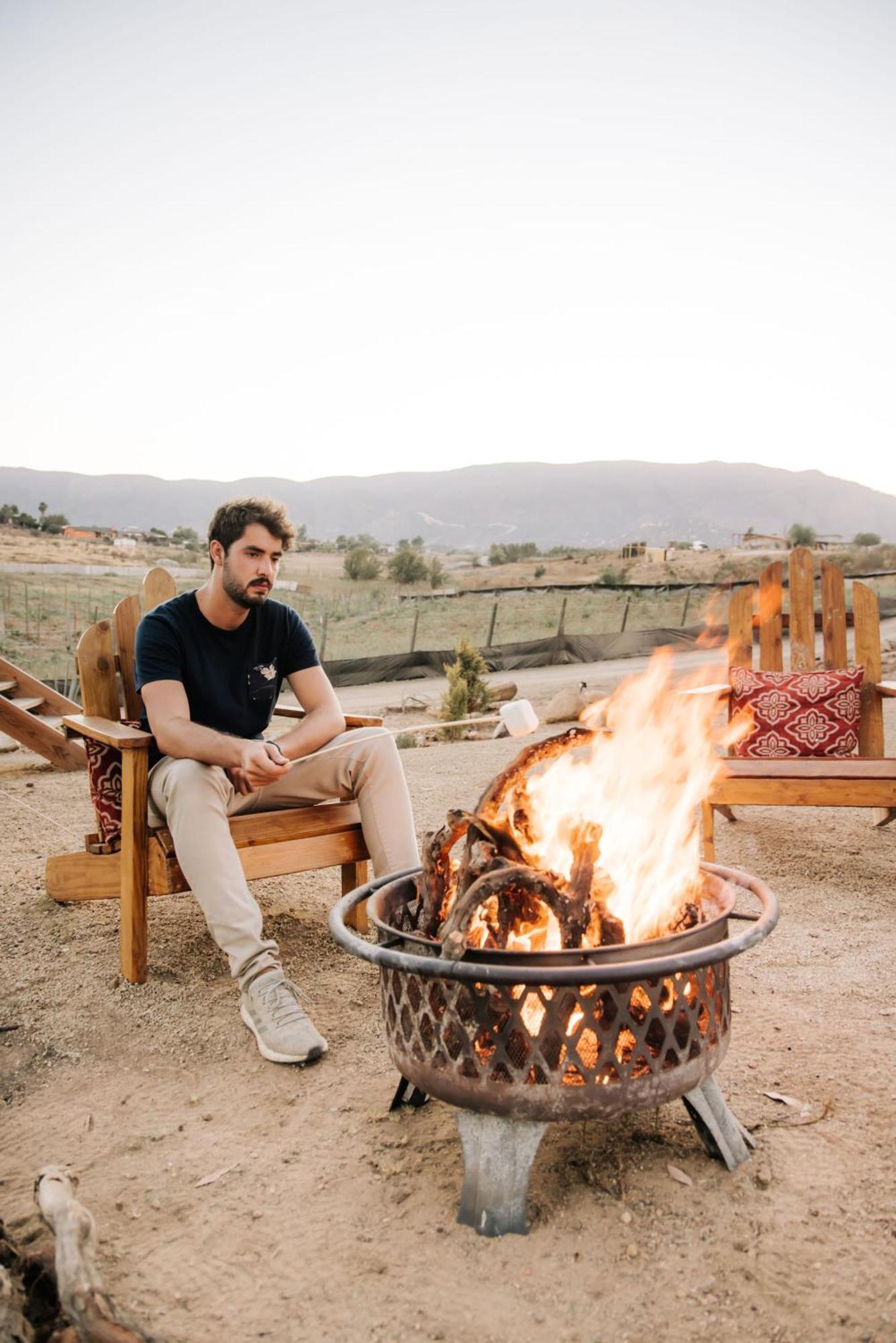 Lago Valle Wine Glamping บาเย เด กัวลาลูเป ภายนอก รูปภาพ